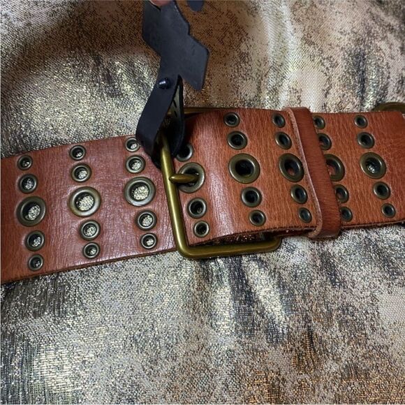 WCM Tan Leather Belt with Gold Details, S main image 6